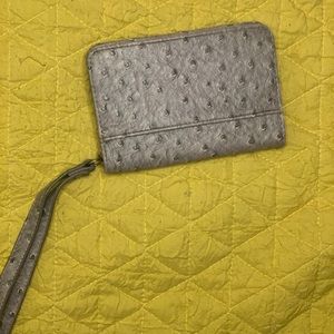 Cellphone/wallet wristlet